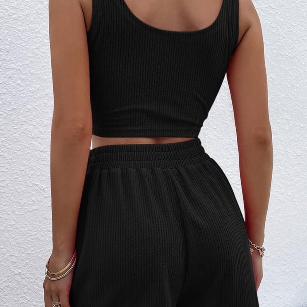 2 piece set - Picture 2 of 2